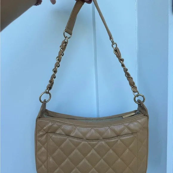 ✨ CHANEL Quilted Caviar Leather Shoulder Bag – Camel Beige – Made in Italy ✨ - Picture 10 of 16